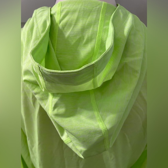 NWT, Under Armour Pullover Hoodie Pullover, L - Picture 8 of 8